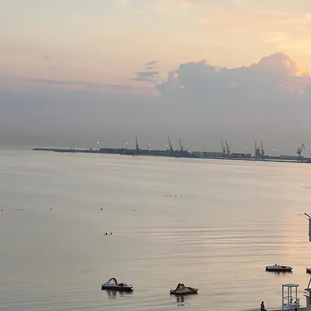 Apartment Sea *