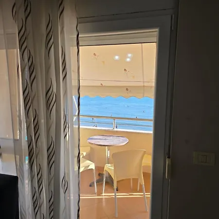 Apartment Sea *